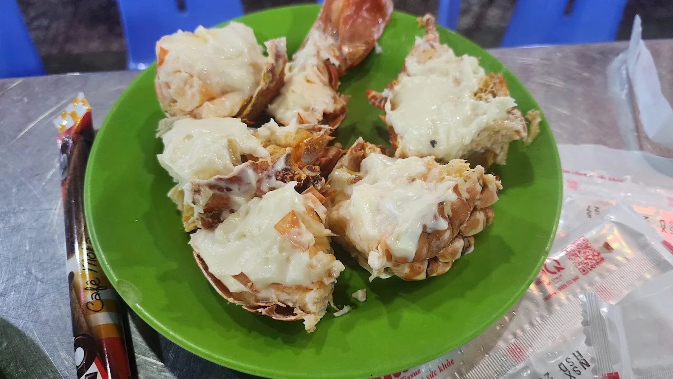 호치민 4군 해산물 거리